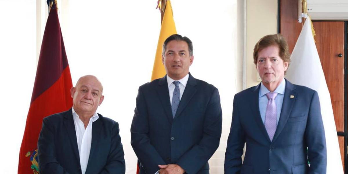 Exasambleísta Diego Salgado, nuevo director general del IESS