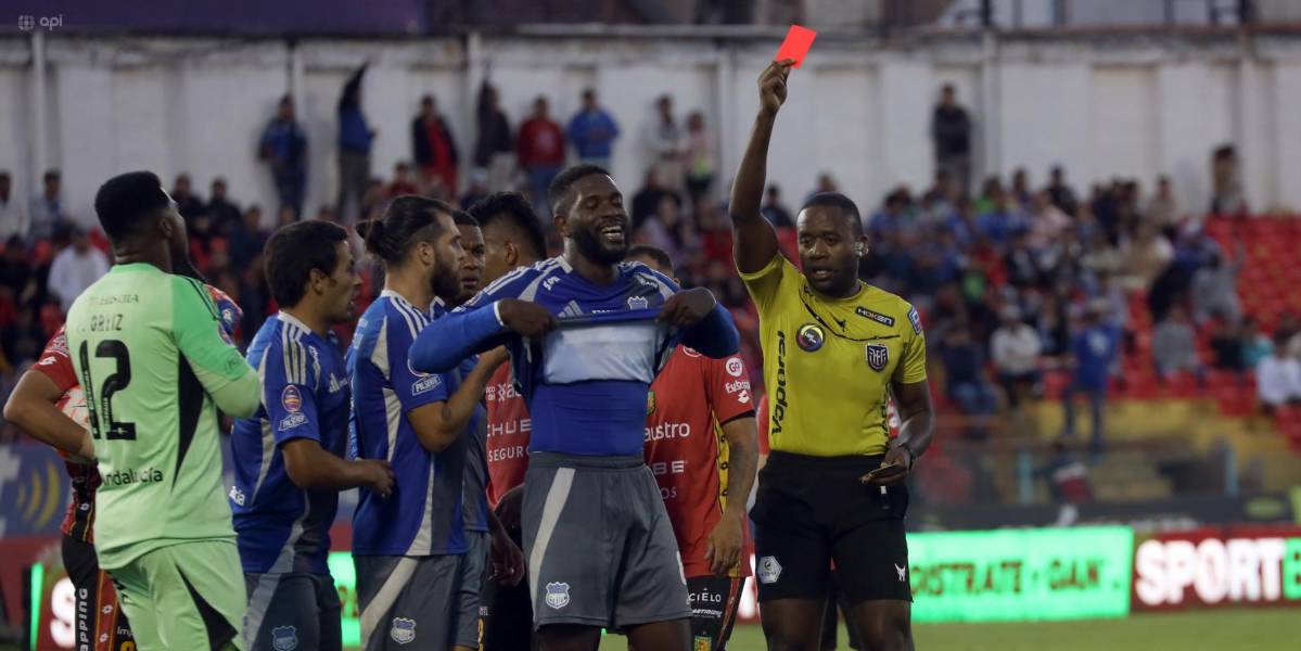 Romario Caicedo y Joao Quiñónez, suspendidos por una fecha con Emelec en la LigaPro Ecuabet