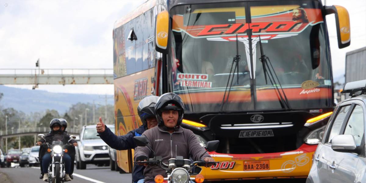 1 665 transportistas recibieron la compensación por la eliminación del subsidio del diésel