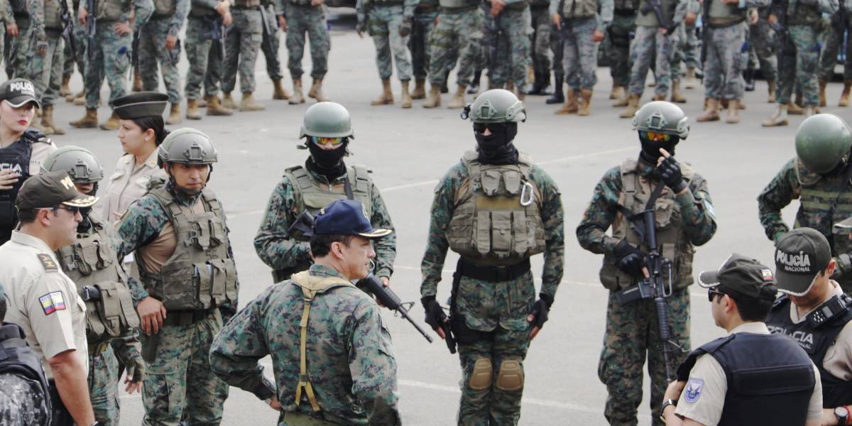 Una iniciativa para proteger el trabajo de los uniformados en su lucha en el conflicto armado interno