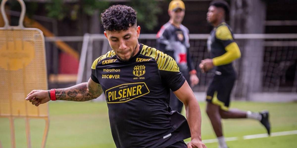 Barcelona SC: Joao Rojas entrenó con normalidad este lunes y podrá jugar ante la Universidad Católica