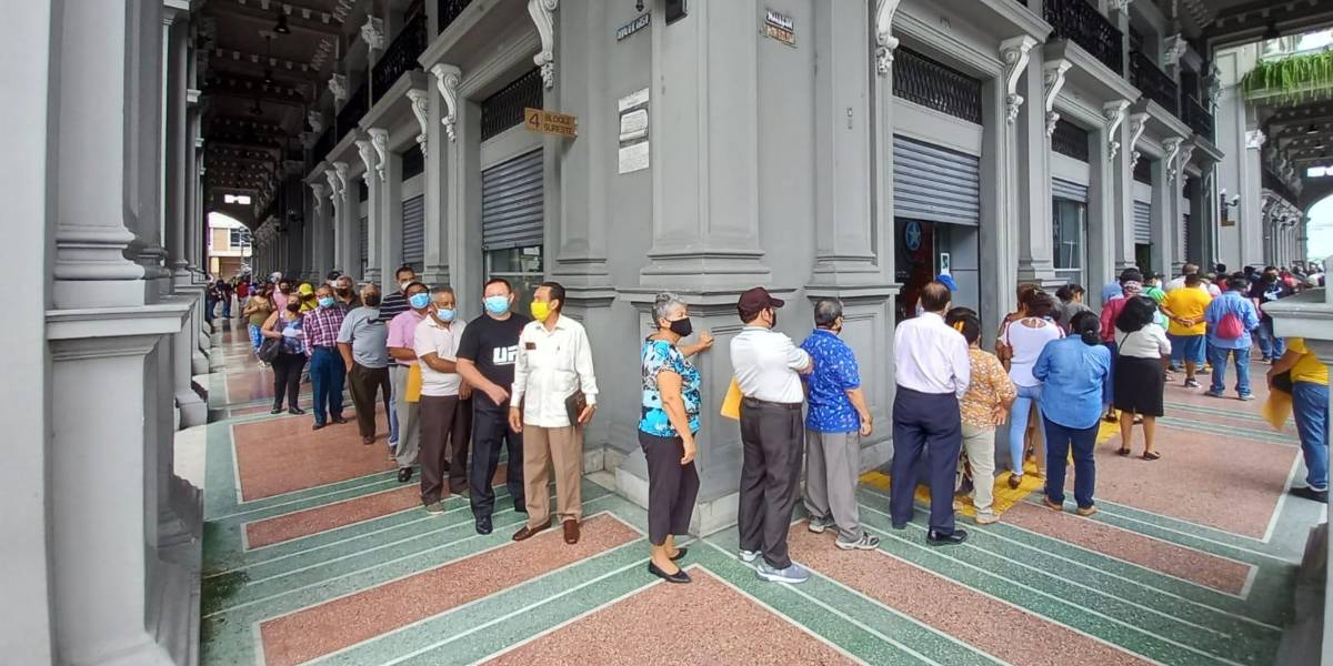 En Guayaquil se suspende el cobro presencial de los impuestos prediales