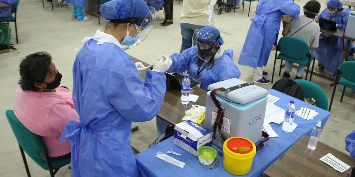 950 brigadas recorren el país para vacunar a personas con discapacidad y movilidad reducida