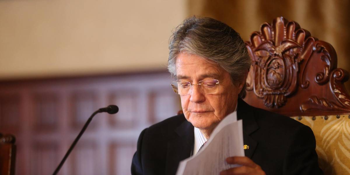 Muerte cruzada en Ecuador: el Gobierno alista al menos cinco Decretos-Ley