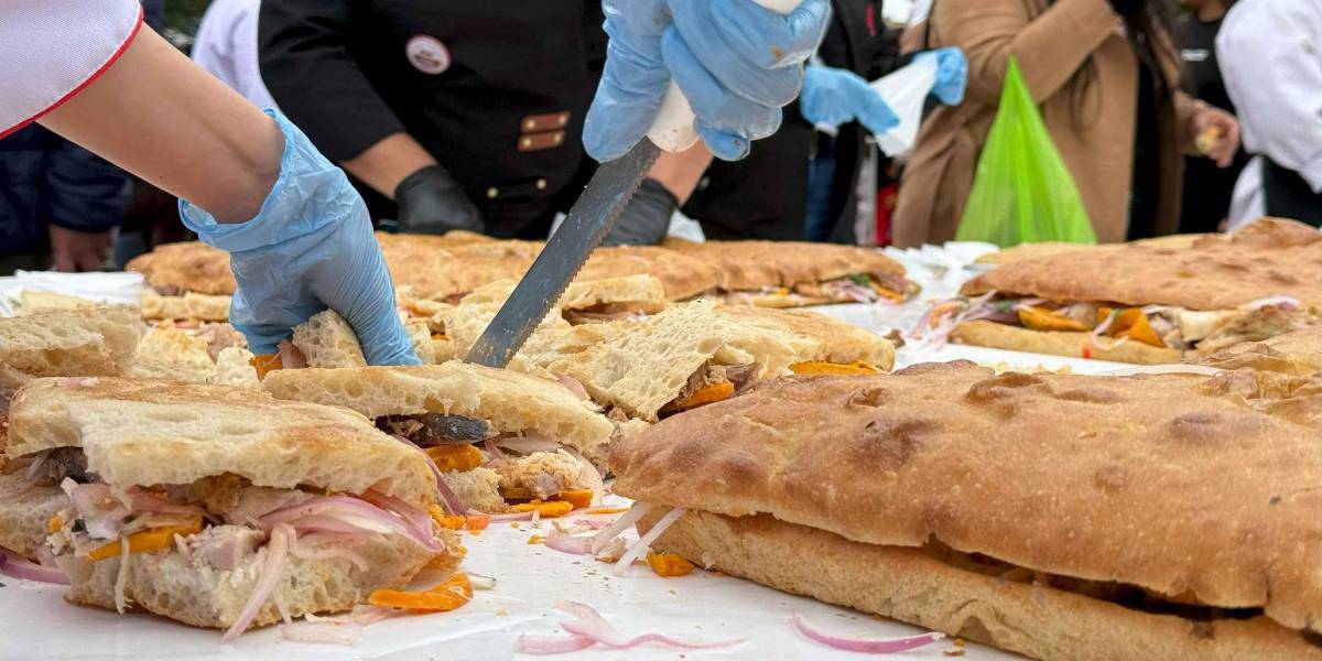 La presidencia de Perú celebra triunfo del pan con chicharrón en concurso de Ibai Llanos