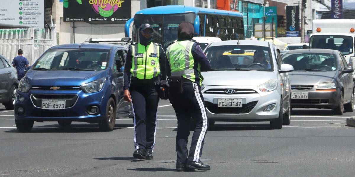 Cierres viales este 17 de marzo por desfile en el sector Martha Bucaram, al sur de Quito