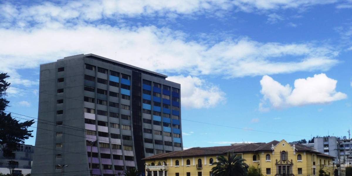 La Universidad Católica (PUCE) ofrece asesoría a los estudiantes por el caso del dirigente que malgastó los fondos comunes