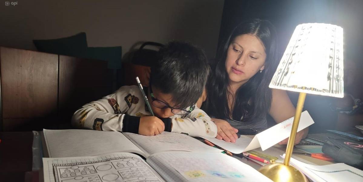 Apagones en Ecuador: horarios de cortes de luz en Cuenca para este miércoles 4 de diciembre