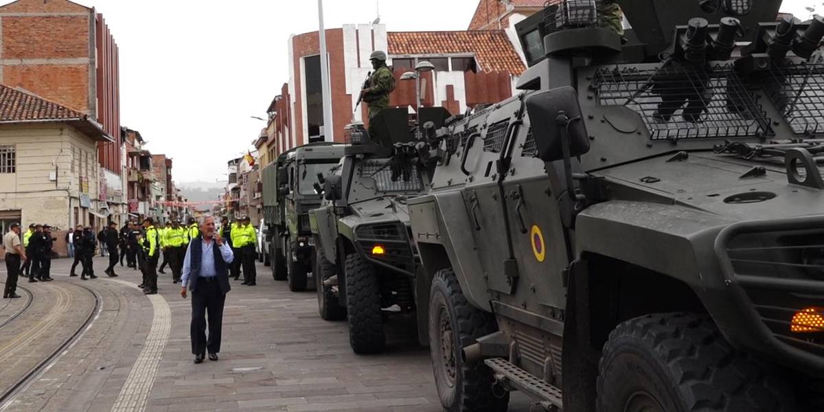 Ecuador bajo ataque: ¿es posible frenar la crisis de inseguridad, a largo plazo, con los militares en las calles?