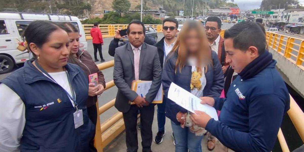 Una adolescente ecuatoriana, rescatada en Colombia, regresó al país