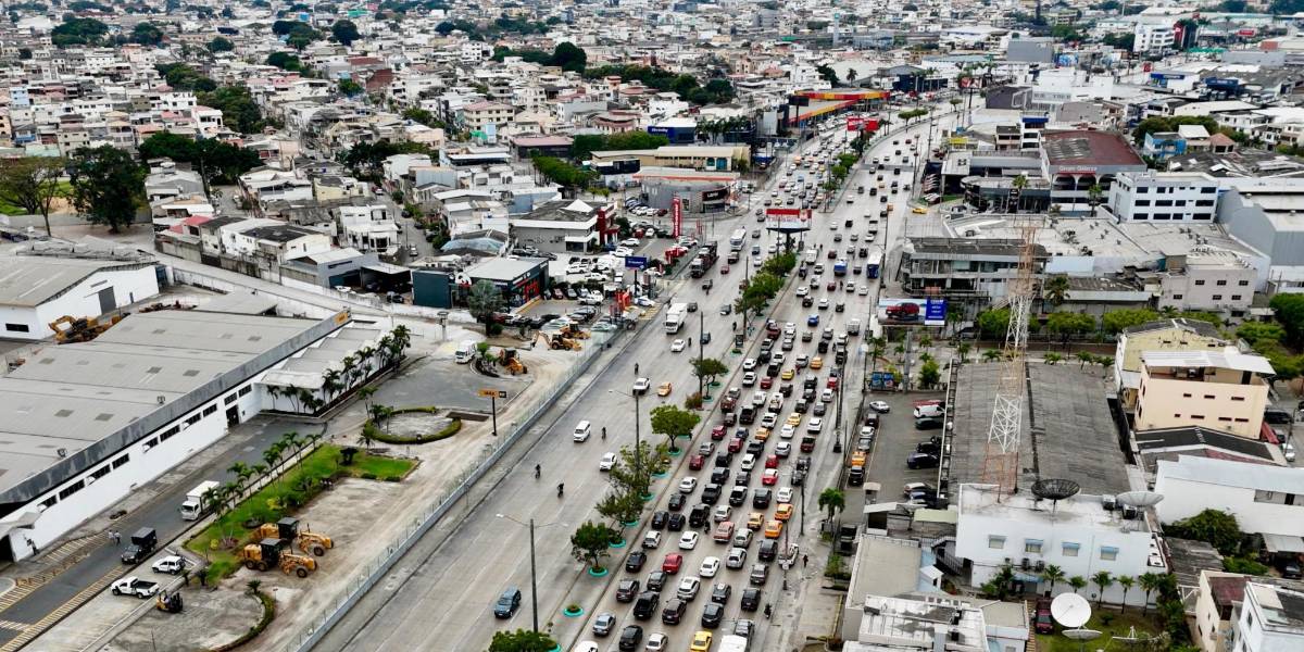 La construcción de pasos elevados en la avenida Juan Tanca Marengo arrancará este martes 2 de septiembre