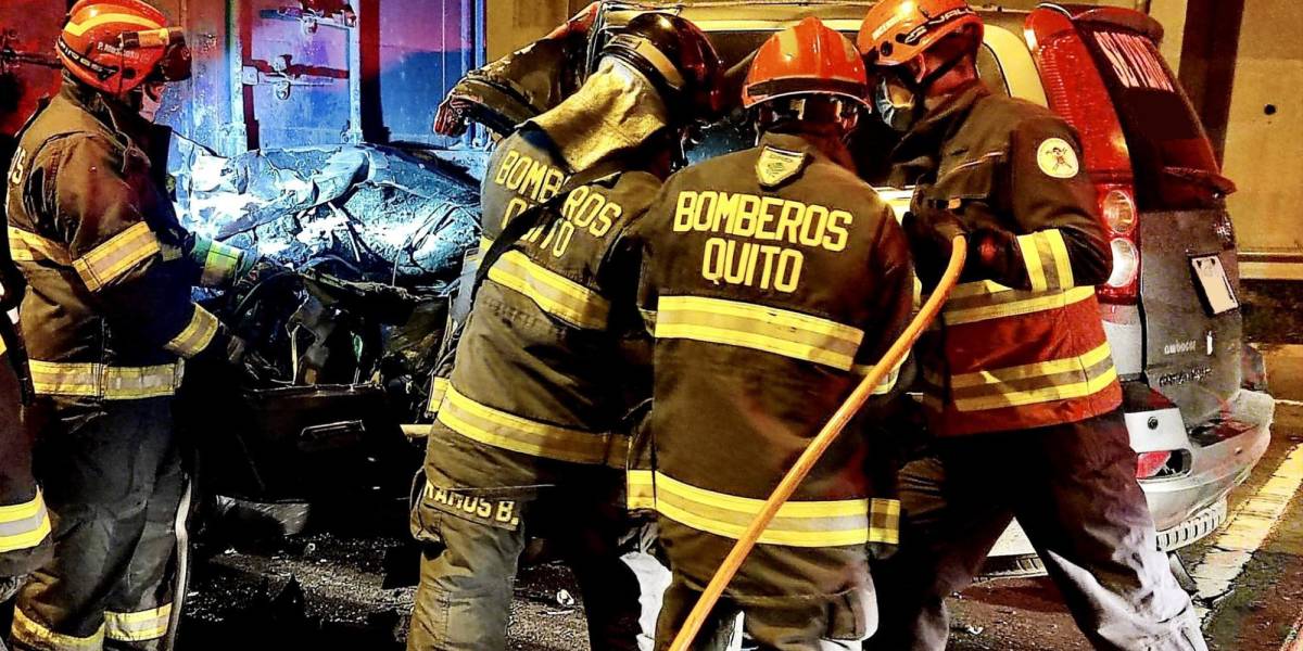 Una persona falleció tras accidente en la Ruta Viva de Quito