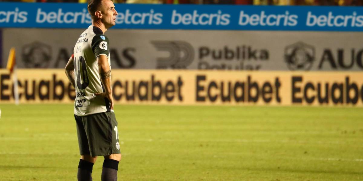 Damián Díaz, criticado por la hinchada de Barcelona SC, tiene un año más de contrato