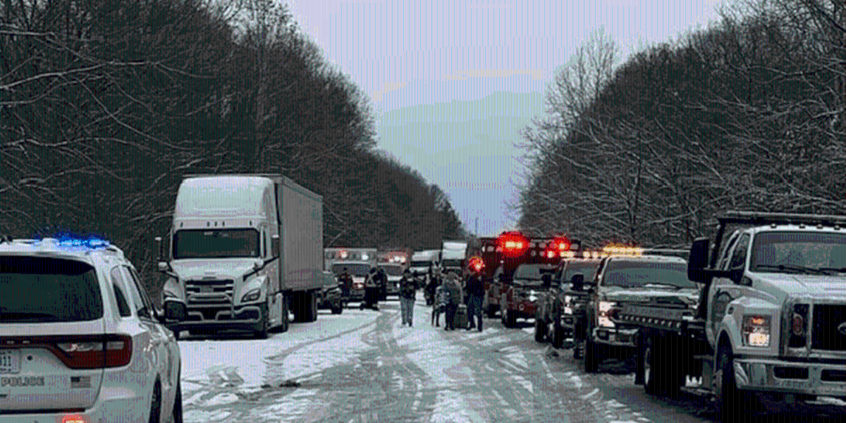 Uno tormenta de nieve causó choques múltiples en Estados Unidos