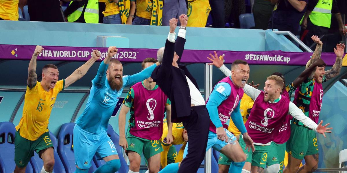 Francia y Australia clasifican a octavos de final por el Grupo D