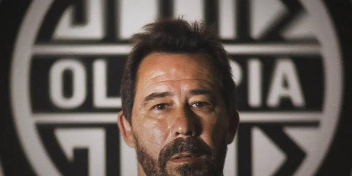 Vitamina Sánchez es el nuevo DT de Olimpia