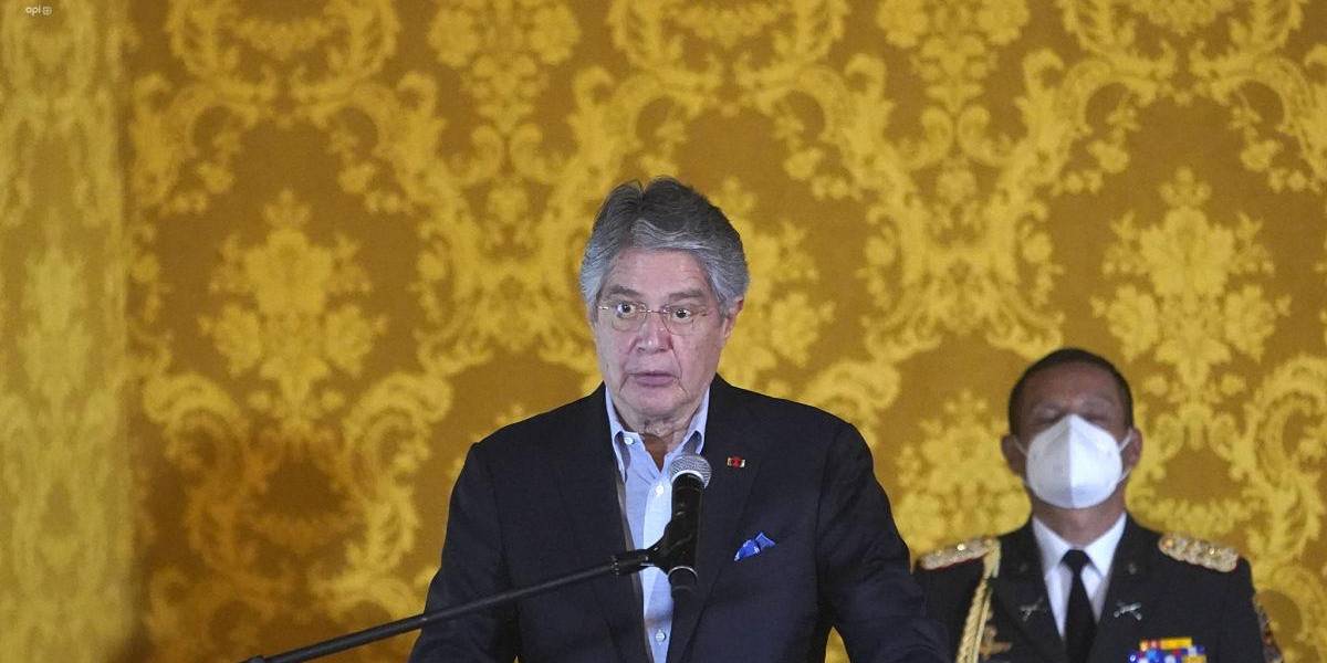 Guillermo Lasso pide diálogo y diplomacia en la crisis de Ucrania