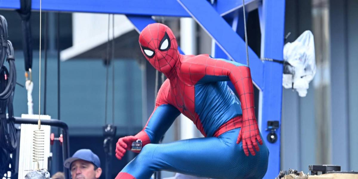 Tom Holland llega al set de Spider-Man: Brand New Day con el traje puesto y causa furor entre los fans