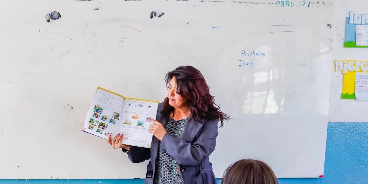 Así puedes inscribirte a la plataforma del Ministerio de Educación donde contratarán a 2 800 profesionales