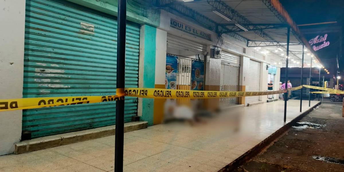 Un muerto y dos heridos por ataque en cevichería del centro de Guayaquil