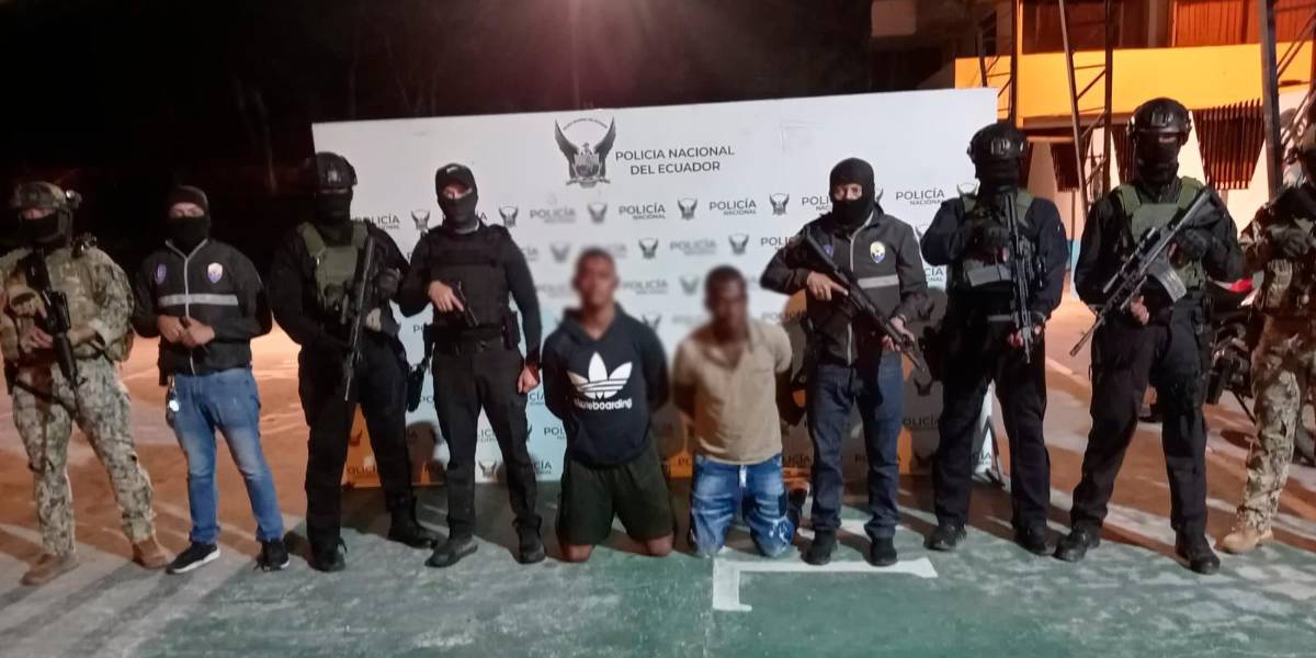 Dos presuntos miembros de la banda Segunda Marquetalia fueron capturados por la Policía, en Esmeraldas