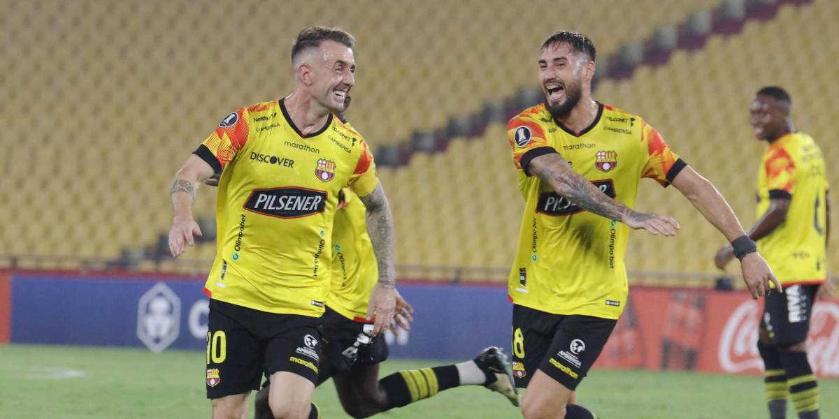 Barcelona ganó 2-1 a Cobresal y se metió a los playoffs de la Copa Sudamericana