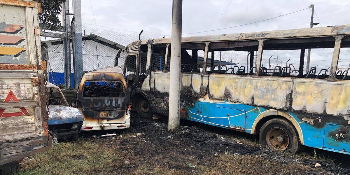 Conmoción en Vinces por la muerte de un deportista y el ataque contra vehículos y agentes de la Policía