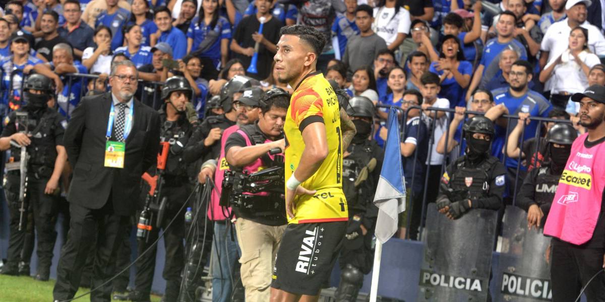 Así fue el retorno de Joao Rojas al estadio George Capwell, como jugador de Barcelona SC