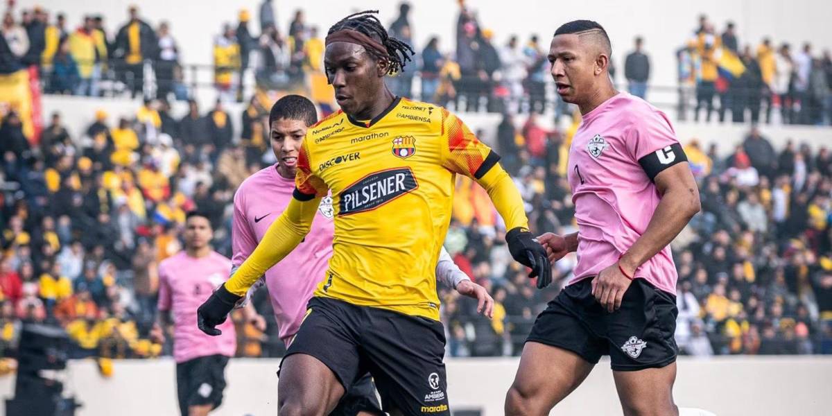 La directiva de Barcelona SC quiere vender a Allen Obando pero Diego López no lo hace jugar
