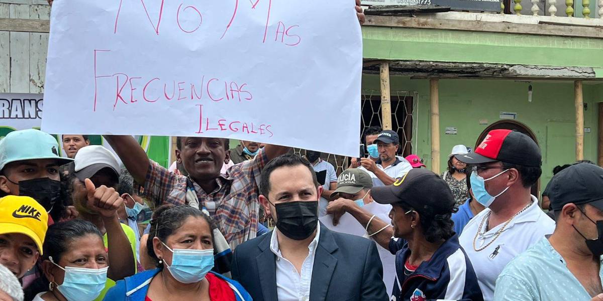 Juez de Santa Elena suspende nuevamente 302 rutas y 1.632 frecuencias de buses