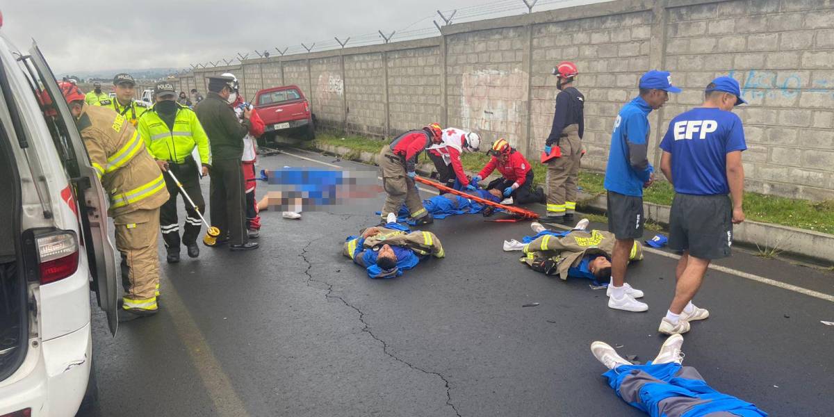Atropellamiento múltiple en Latacunga: aspirantes a policías fueron arrollados por un vehículo