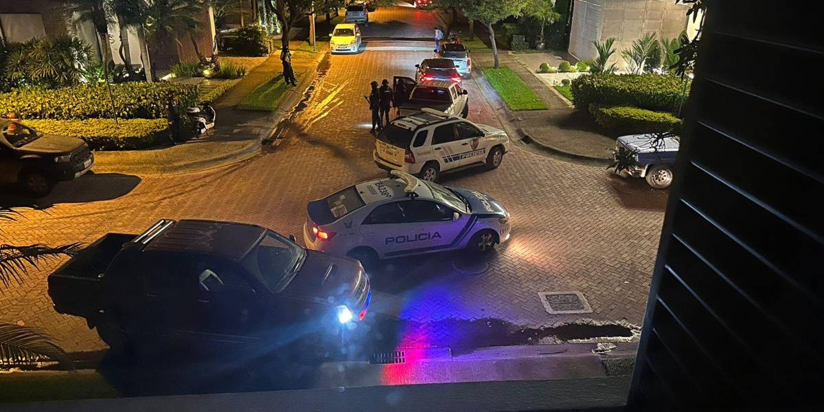 Un nuevo operativo policial se ejecutó en la Isla Mocolí, un exclusivo sector de Samborondón