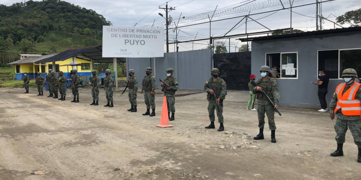 Ecuador militariza sus cárceles, tras la muerte de 118 presos