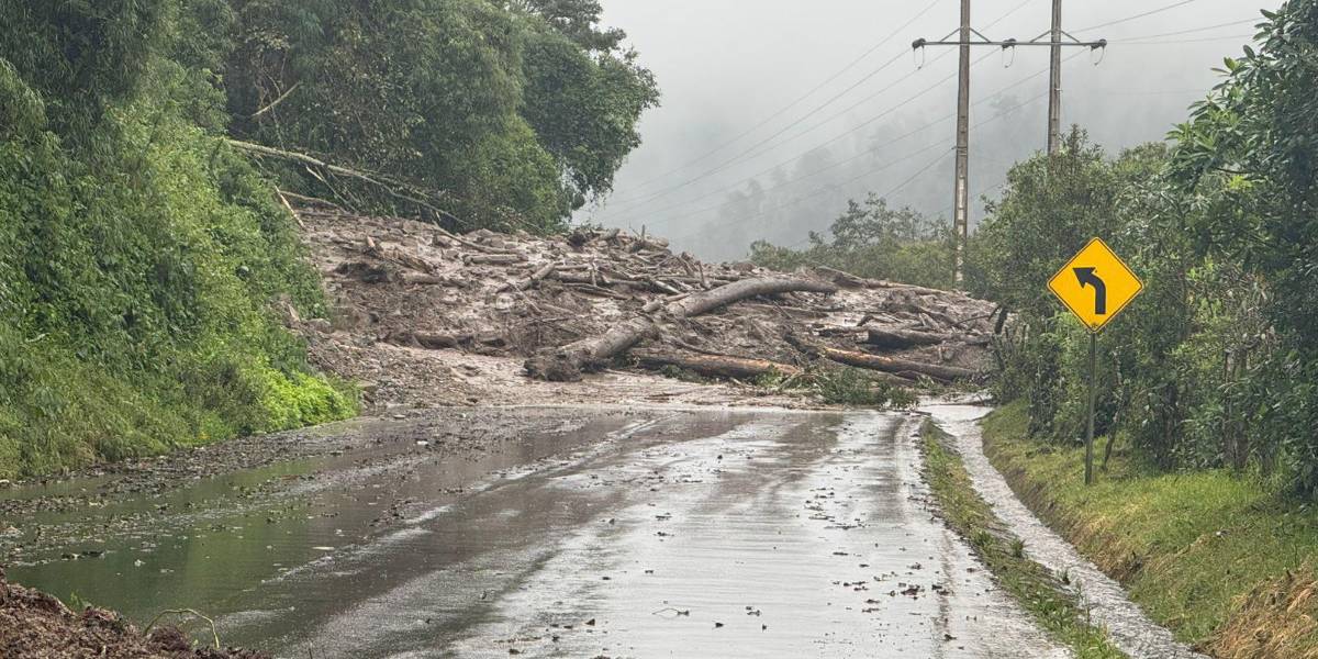 Estos son los cierres viales en Azuay, Napo, Chimborazo y Tungurahua por lluvias intensas