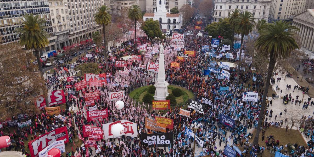 Alberto Fernández llama a la unidad tras las protestas en Argentina, que acumula una inflación del 30%