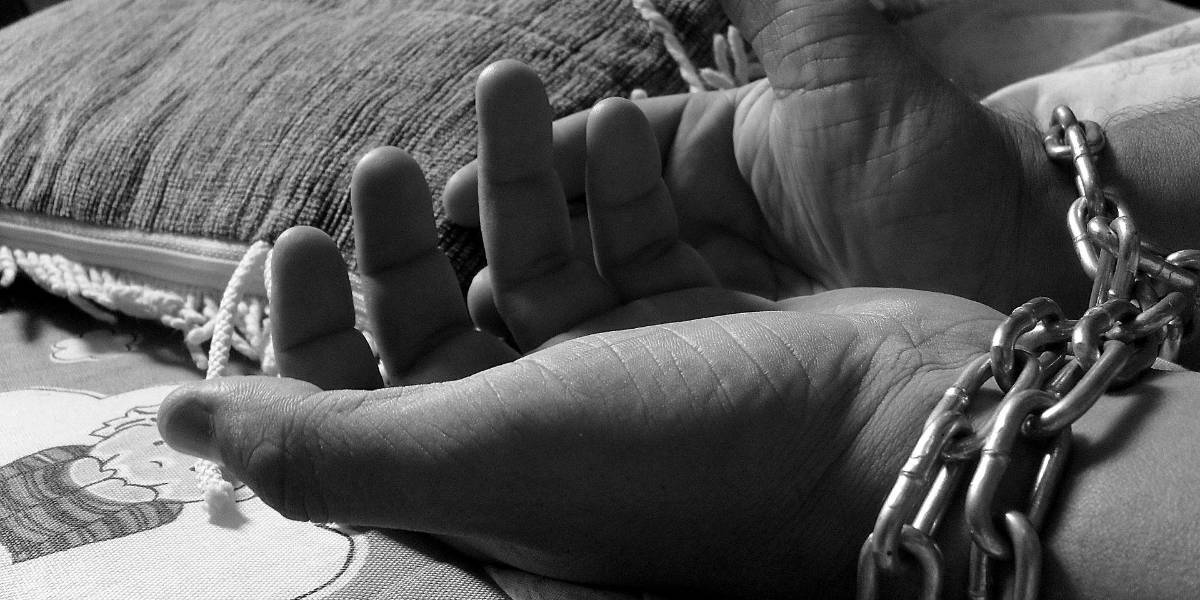 Mató al novio de su hija al descubrir que la vendió a una organización de tráfico sexual