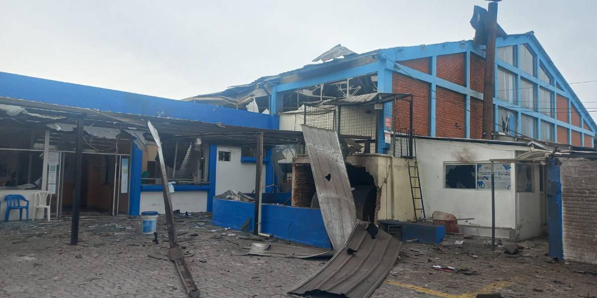 Quito | Cuatro heridos tras la explosión de una caldera de la piscina de la Concentración Deportiva de Pichincha