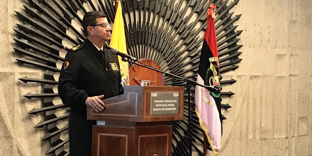 El general Luis Zaldumbide asumirá la dirección del SNAI, dice ministra Palencia