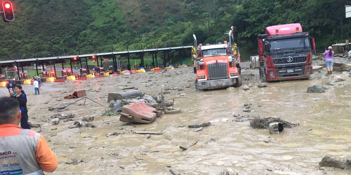 Video: un deslave en el centro de Colombia deja al menos 15 muertos