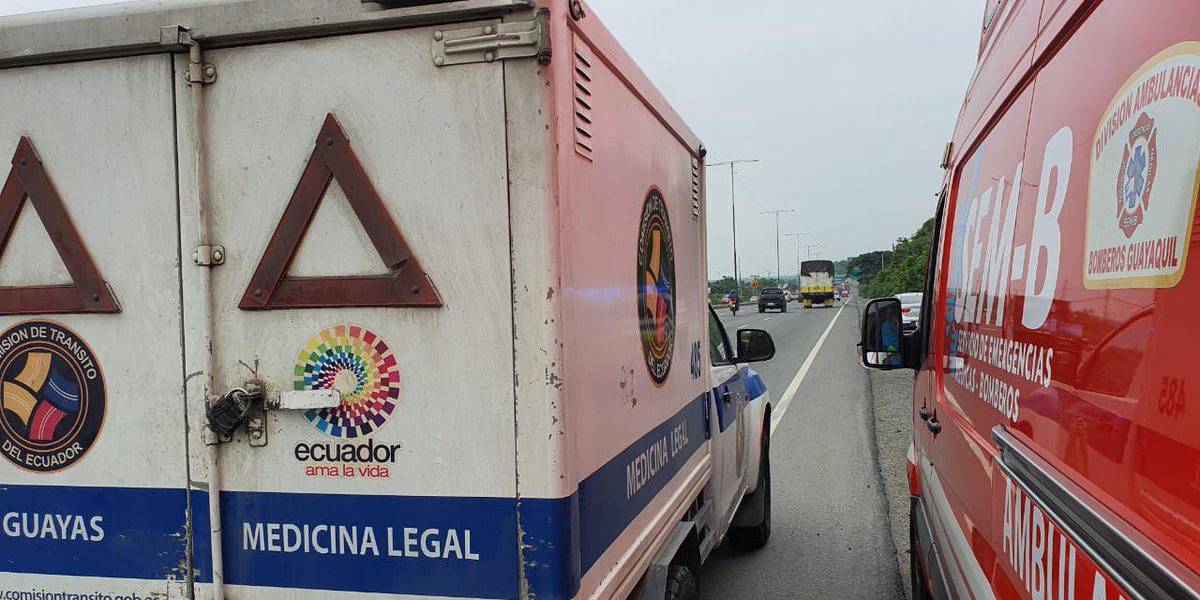 Mortal accidente de tránsito en el cantón Pelileo dejó 4 muertos y varios heridos