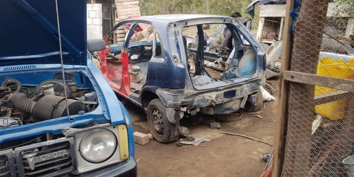 Detectan deshuesadero de carros que funcionaba en el cantón Durán