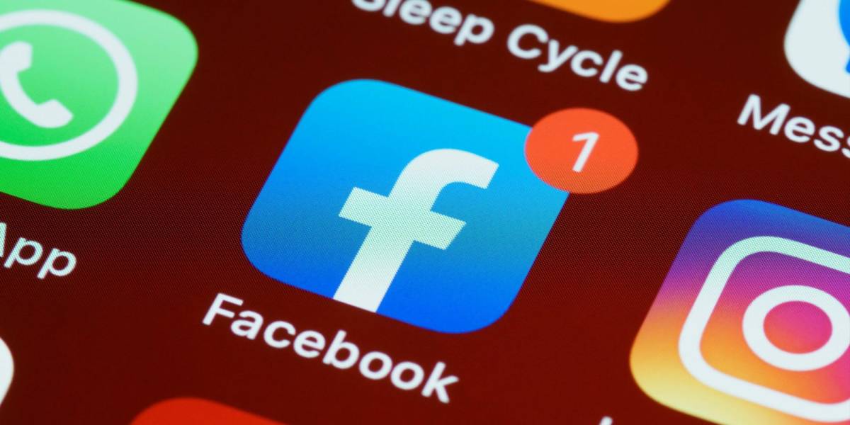 Más de un millón de usuarios de Facebook descargaron Apps que roban contraseñas, alerta Meta