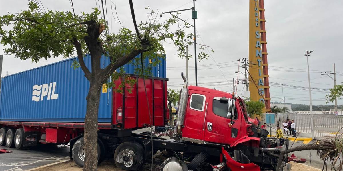 Guayaquil | Caos vehicular por siniestro de tránsito en la vía a Daule