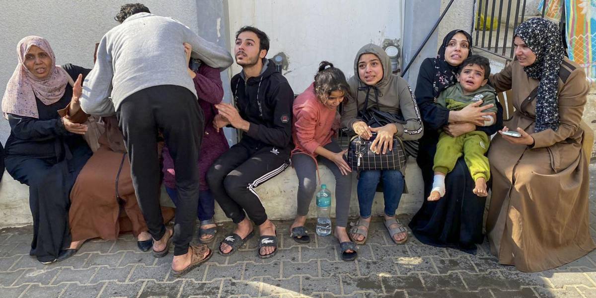 Los gazatíes vuelven al horror de los bombardeos tras fin de tregua entre Israel y Hamás