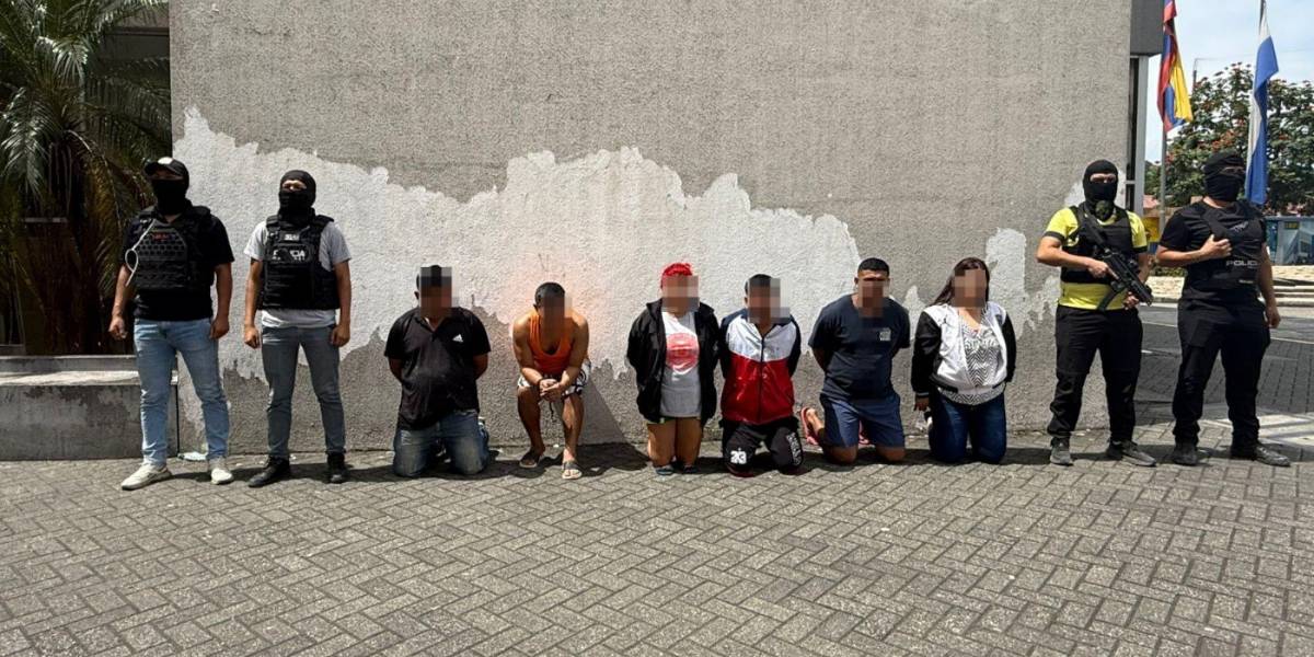 Una banda de extorsionadores de una cooperativa de buses intercantonal fue capturada en Guayaquil