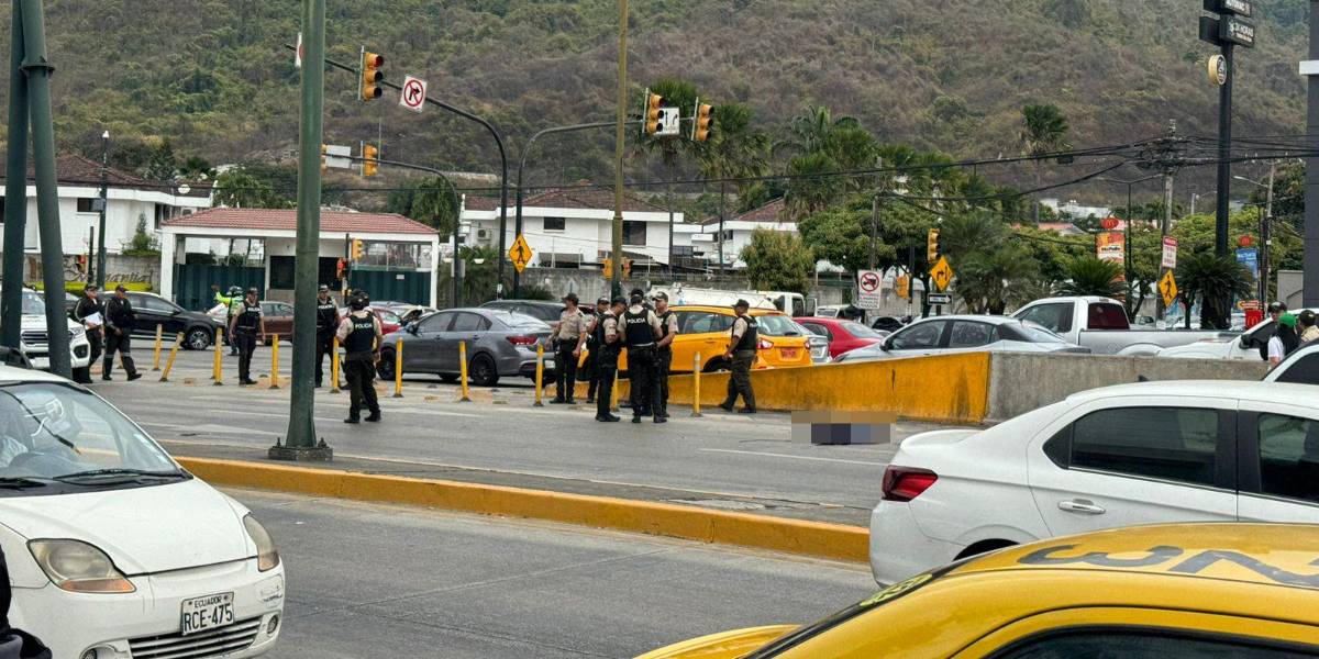 Un presunto delincuente fue abatido por la policía en la Avenida del Bombero, en Guayaquil