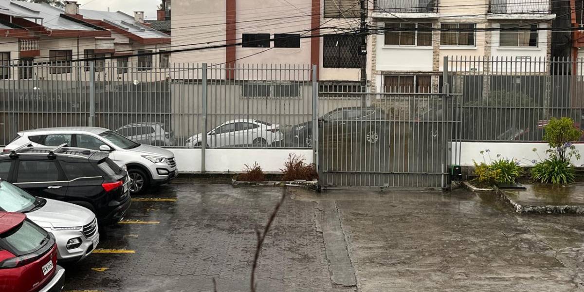 Una lluvia con tormenta eléctrica sorprende a Quito este 29 de septiembre