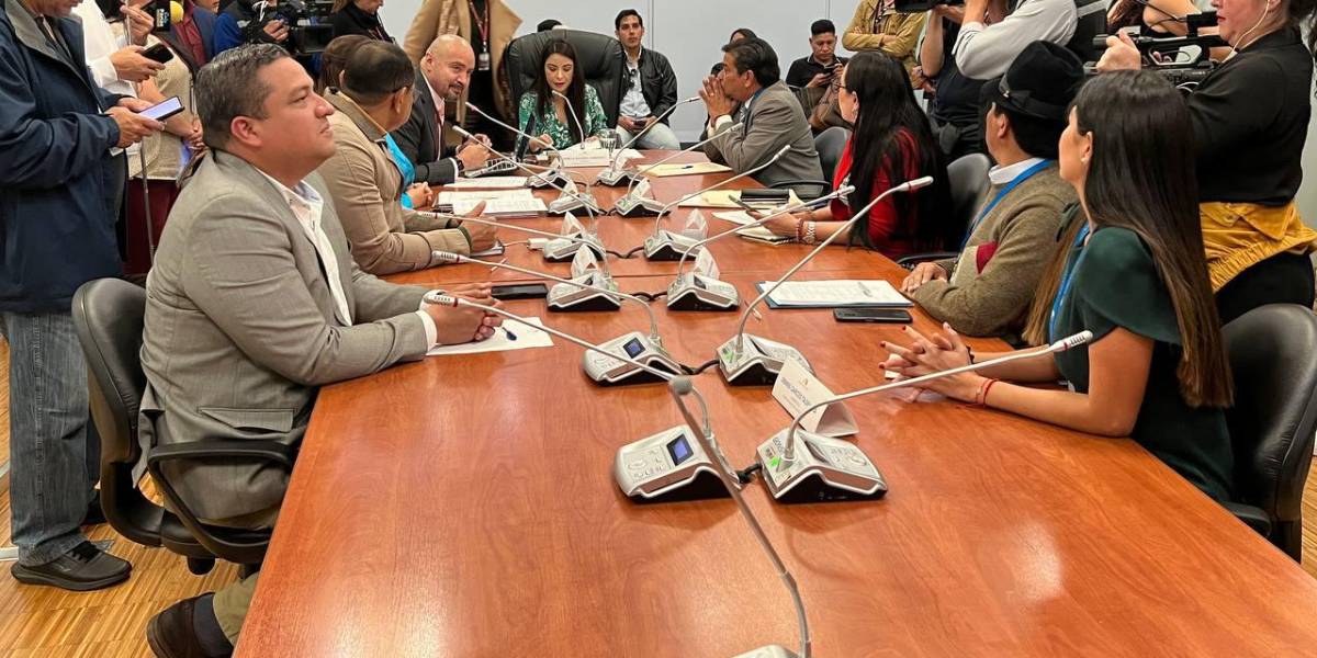 Comisión de Fiscalización: un pedido de juicio político se suspende, tres se archivan y dos pasan al Pleno