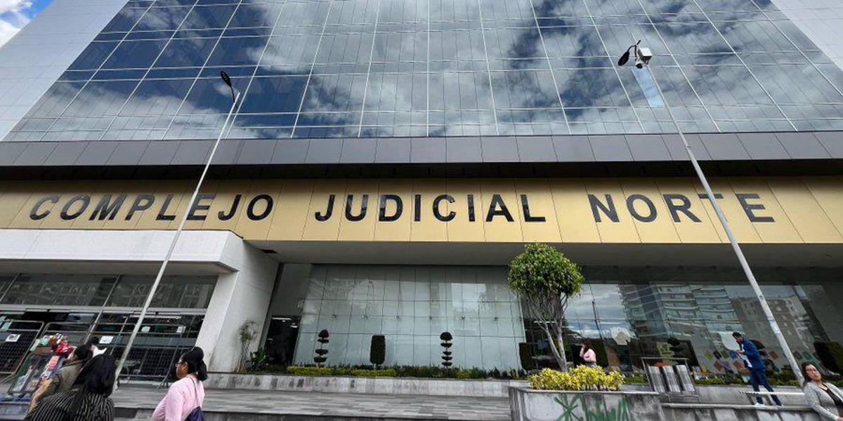 Tres militares son llamados a juicio por presunta delincuencia organizada y lavado de activos