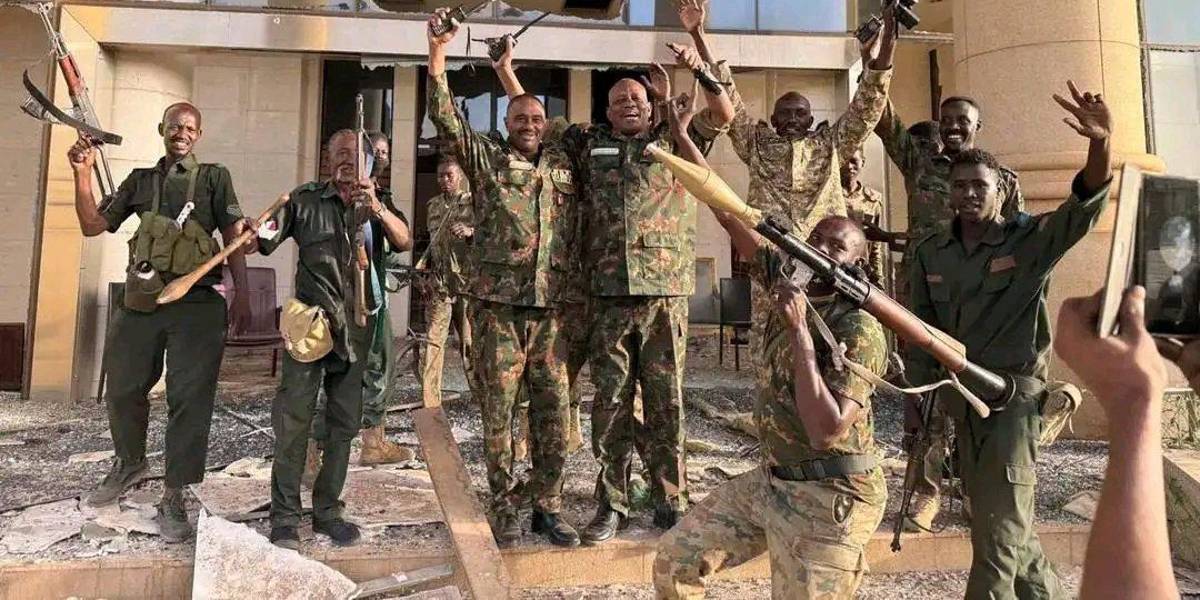El ejército de Sudán retoma el palacio presidencial del país después de dos años de guerra